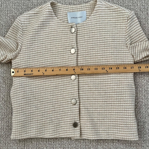Amour Vert Erin Scallop Knit Jacket - natural oatmeal, size S - Picture 8 of 9